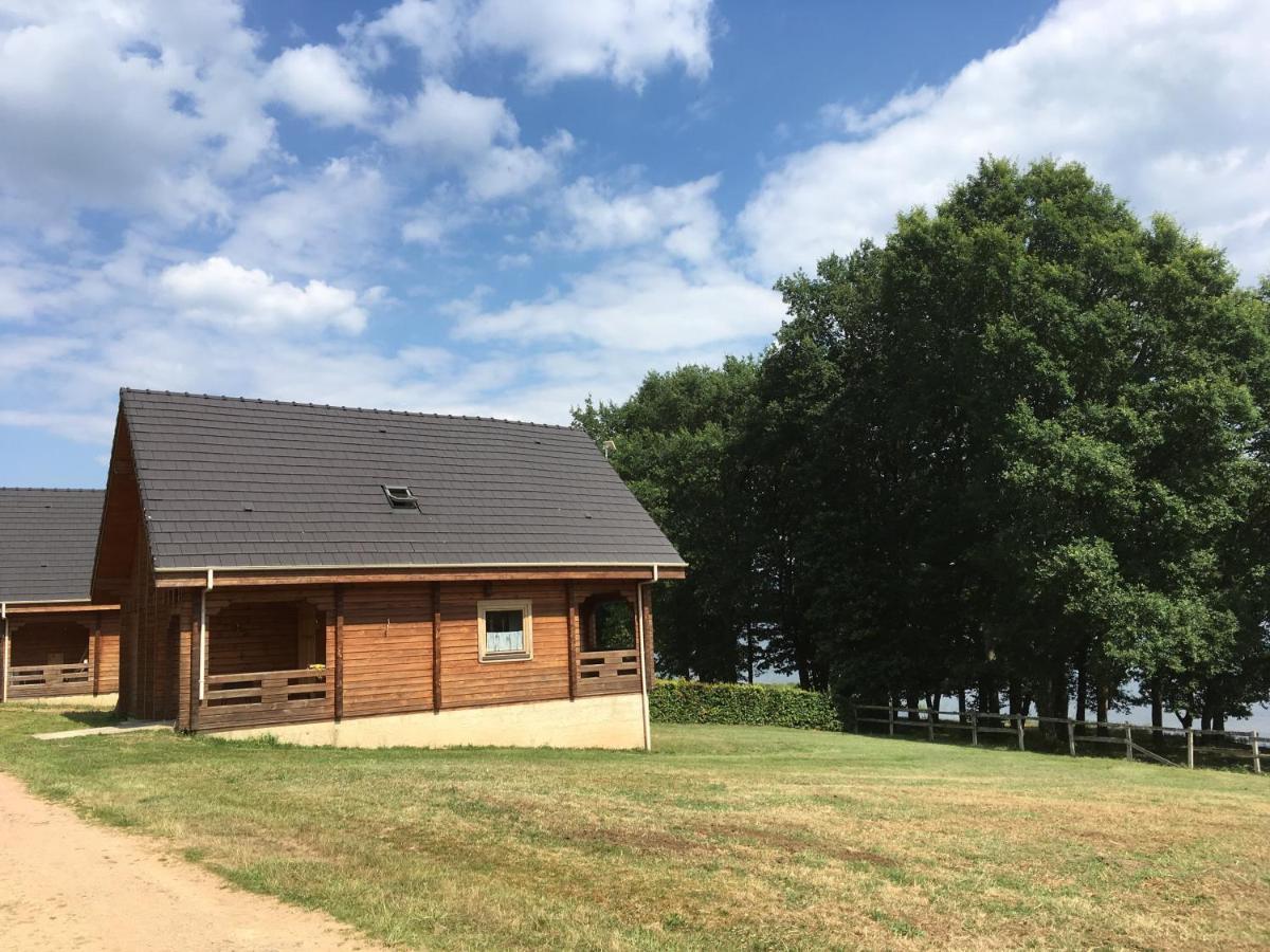 Au Bord Du Lac III Villa Montigny-en-Morvan Exterior foto